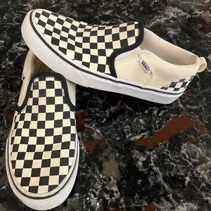 Vans Size 4 Youth. Great condition, worn just a couple of times.